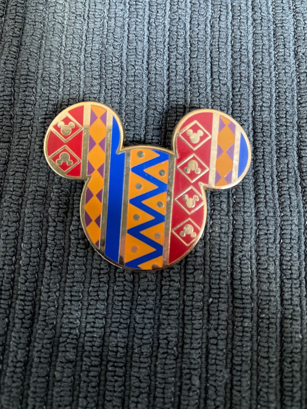 Mickey Icon - African Pattern - Mickey Icon pin collectible - Main Image 1
