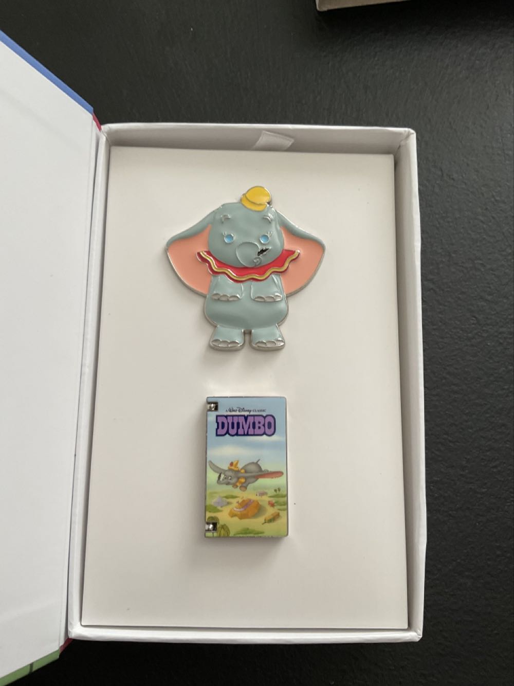 Video - Dumbo - 2 Pin Set Ltd Release - 5/5 Series 1  pin collectible - Main Image 2