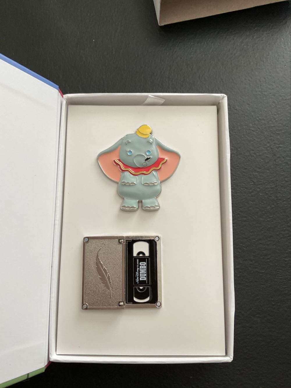 Video - Dumbo - 2 Pin Set Ltd Release - 5/5 Series 1  pin collectible - Main Image 3