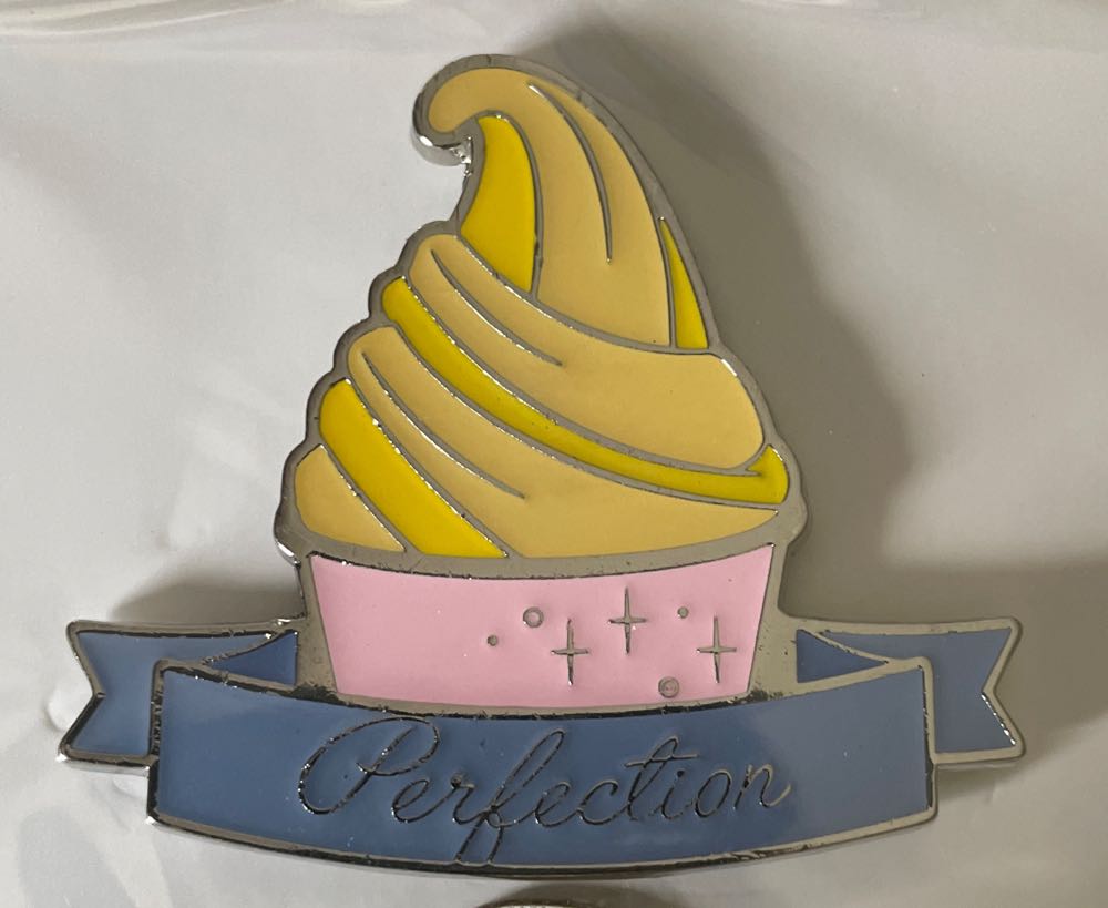 Dole Whip Perfection Patched Set  pin collectible [Barcode 400944815249] - Main Image 2