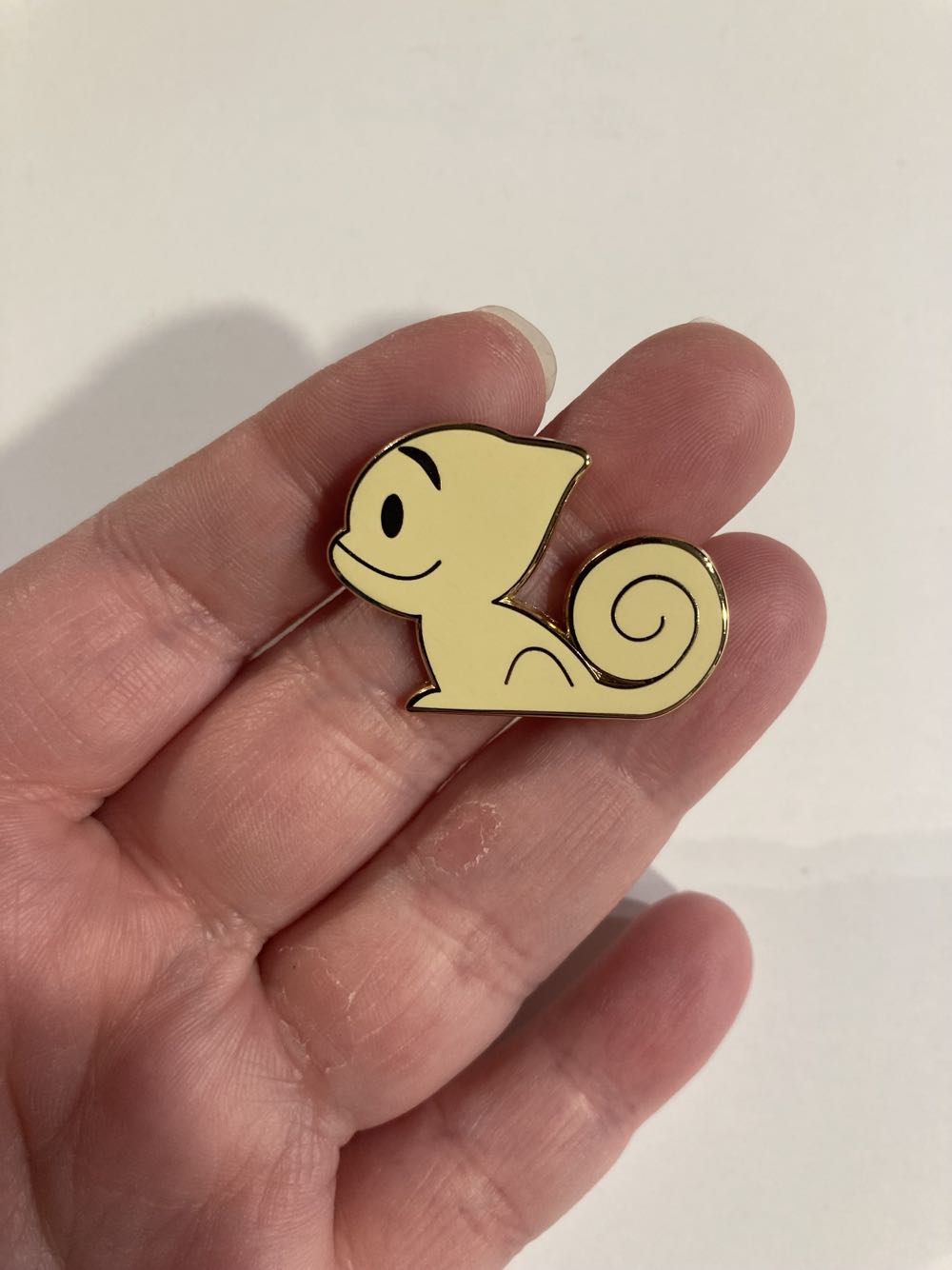 *  pin collectible - Main Image 2