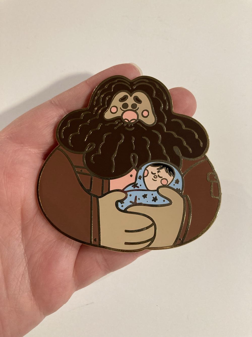 *  pin collectible - Main Image 2