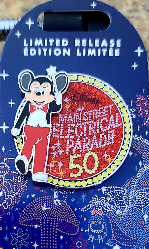 Half Circle Castle Set Hitchhiking Ghost