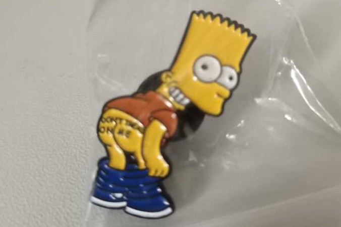 Donald Duck Disney’s Paradise Pier Hotel Happy Holidays 2020