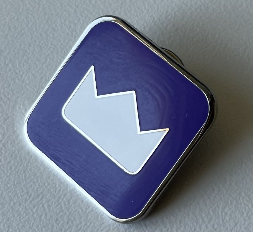 Disney Emoji Wall - E