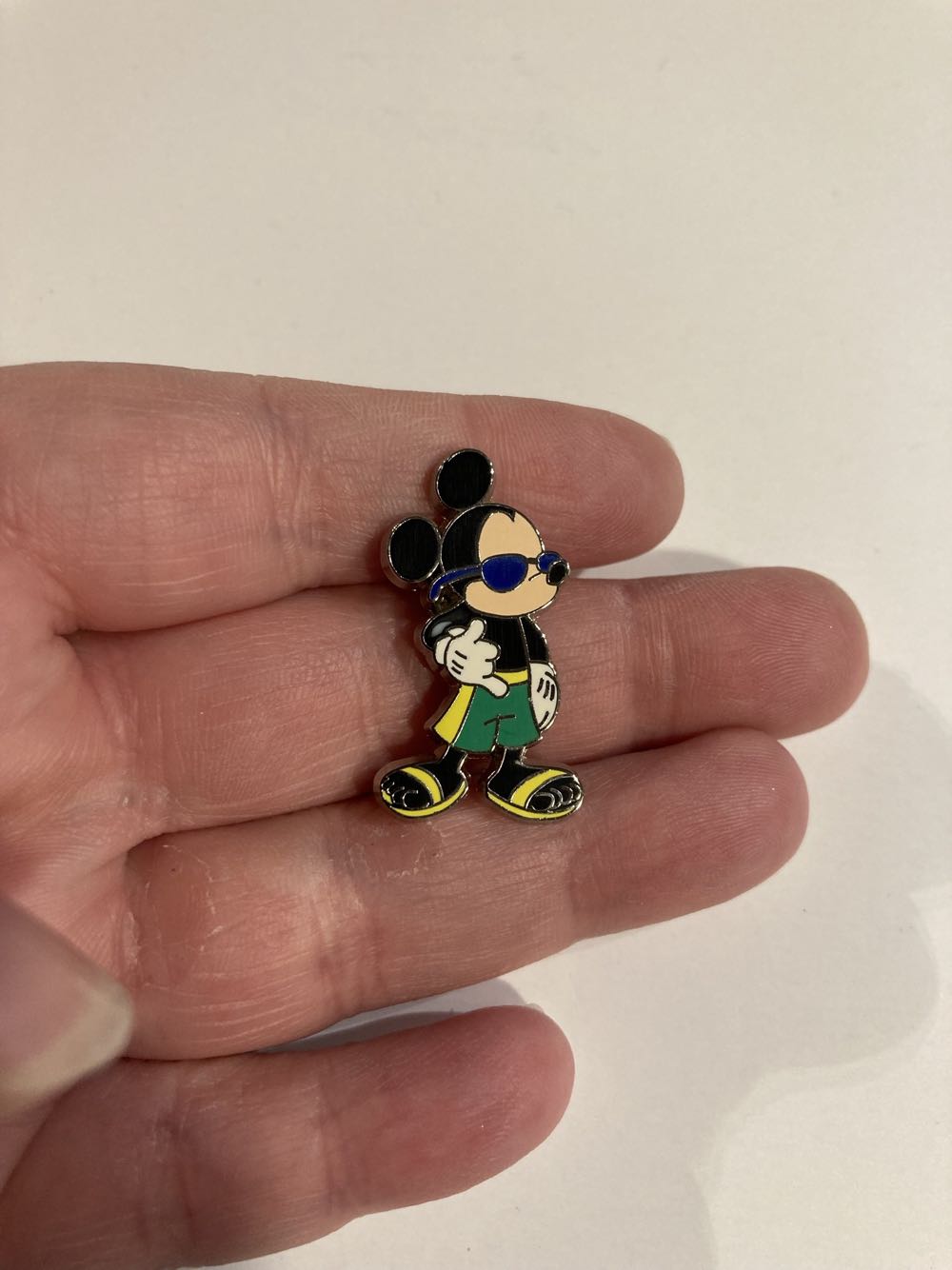 *  pin collectible - Main Image 2