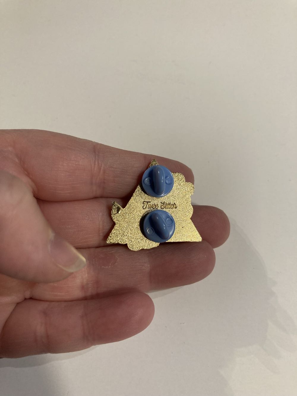 *  pin collectible - Main Image 4