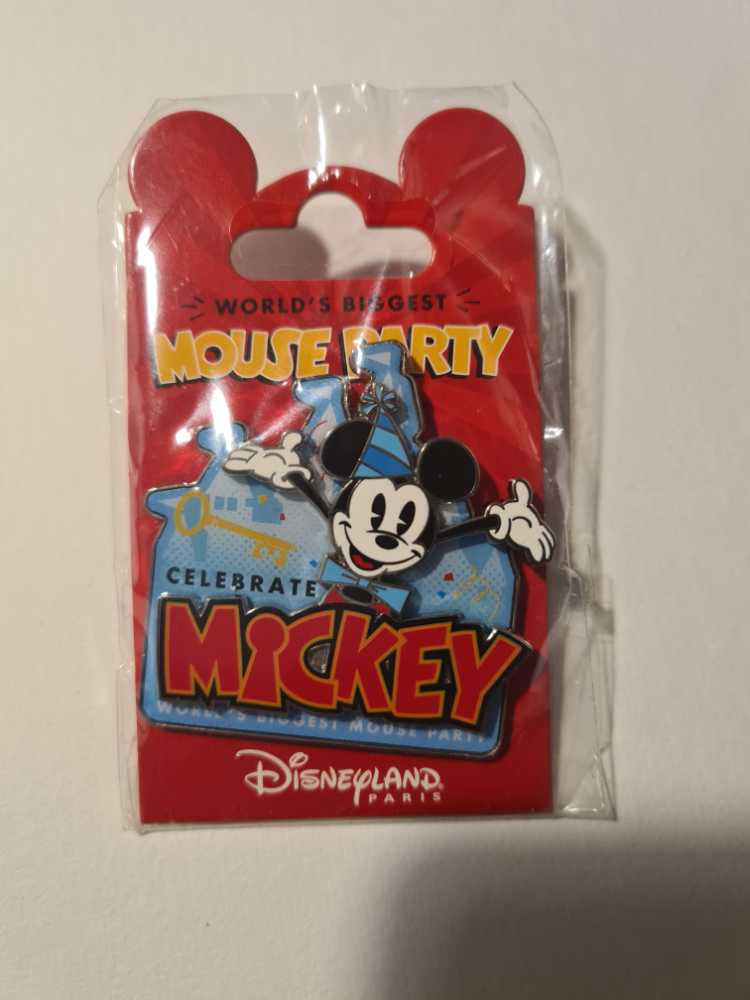 Epcot World Showcase Norway Goofy