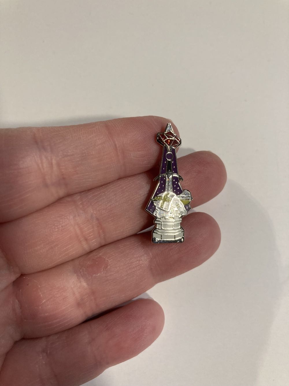 *  pin collectible - Main Image 3