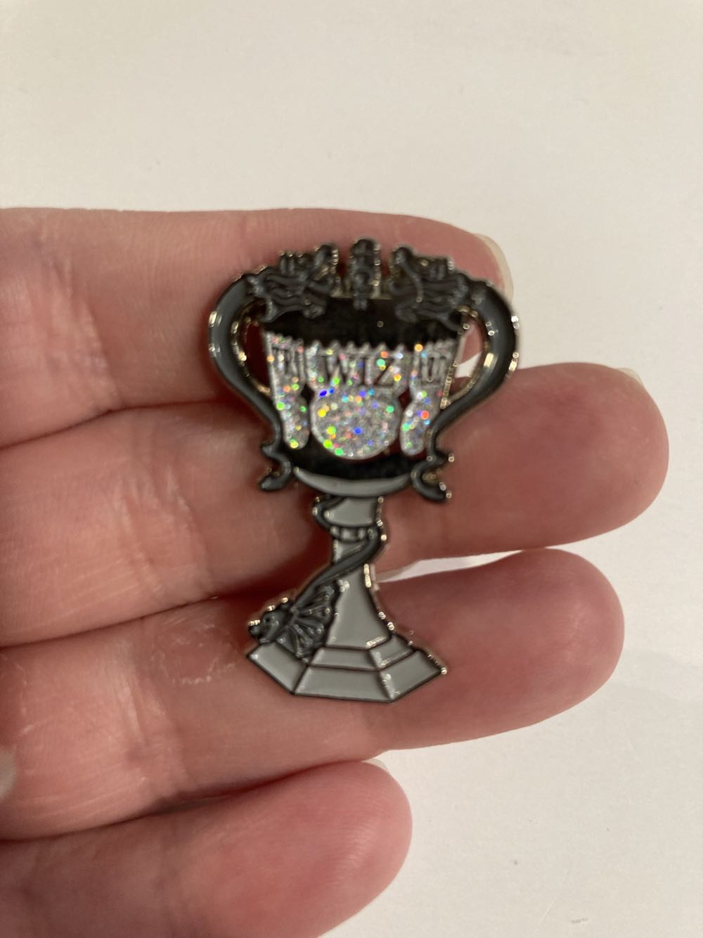 *  pin collectible - Main Image 3