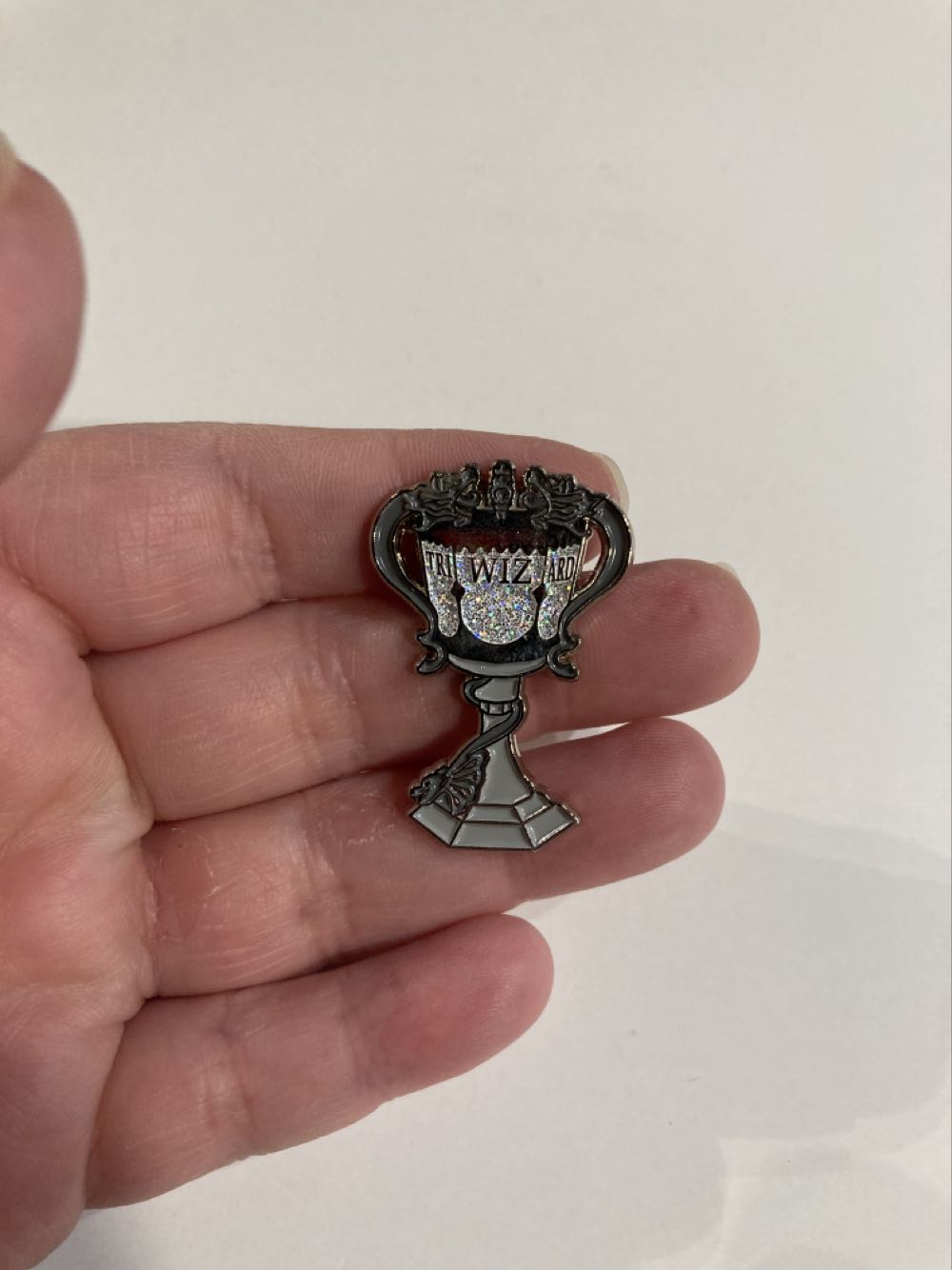 *  pin collectible - Main Image 2