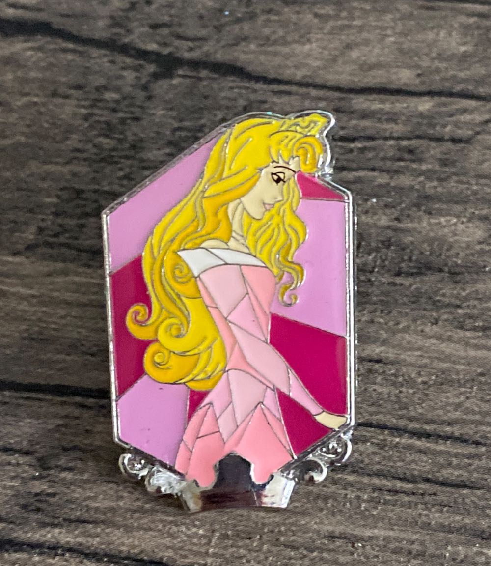 Disneyland Paris - Le Petit Dejeuner Parisien - Remy