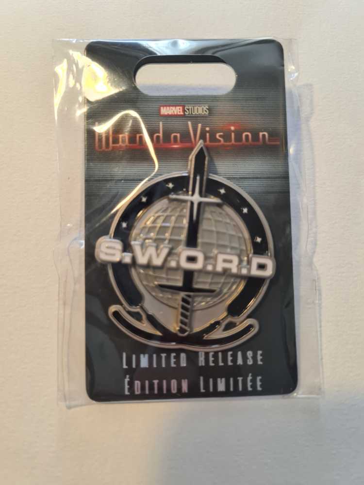 Epcot Logo In Mickey’s Hands Spinner