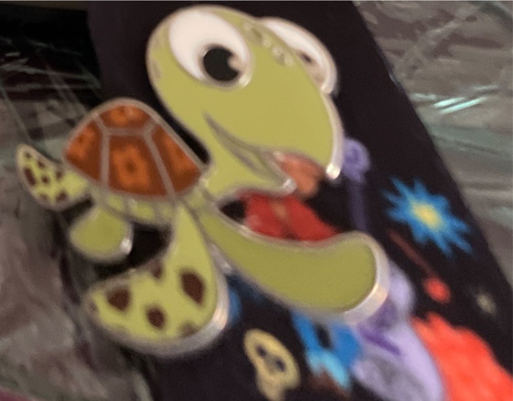 PIN SEMI MARATHON 2018 LOGO OE