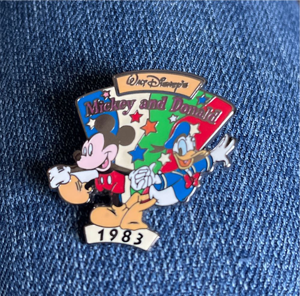 Haunted Mansion Circle, Ezra