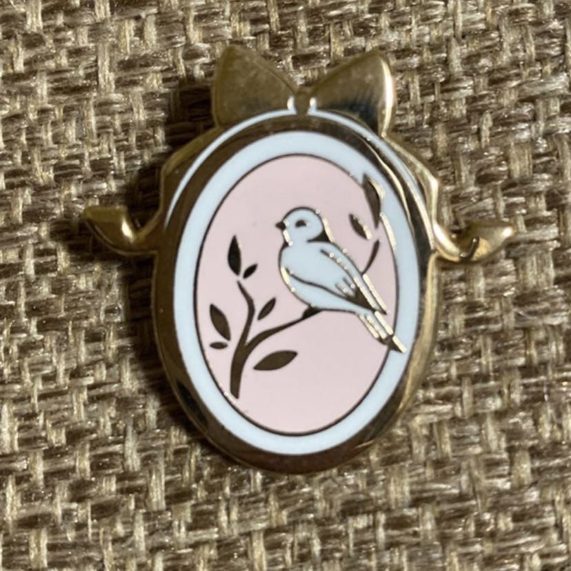 PIN HALLOWEEN PERRY OE