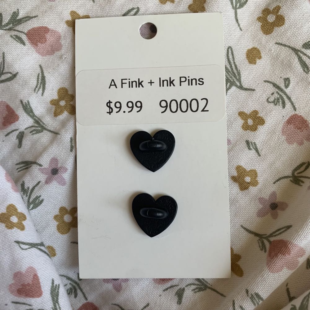 Skull Book - Enamel pin collectible - Main Image 2