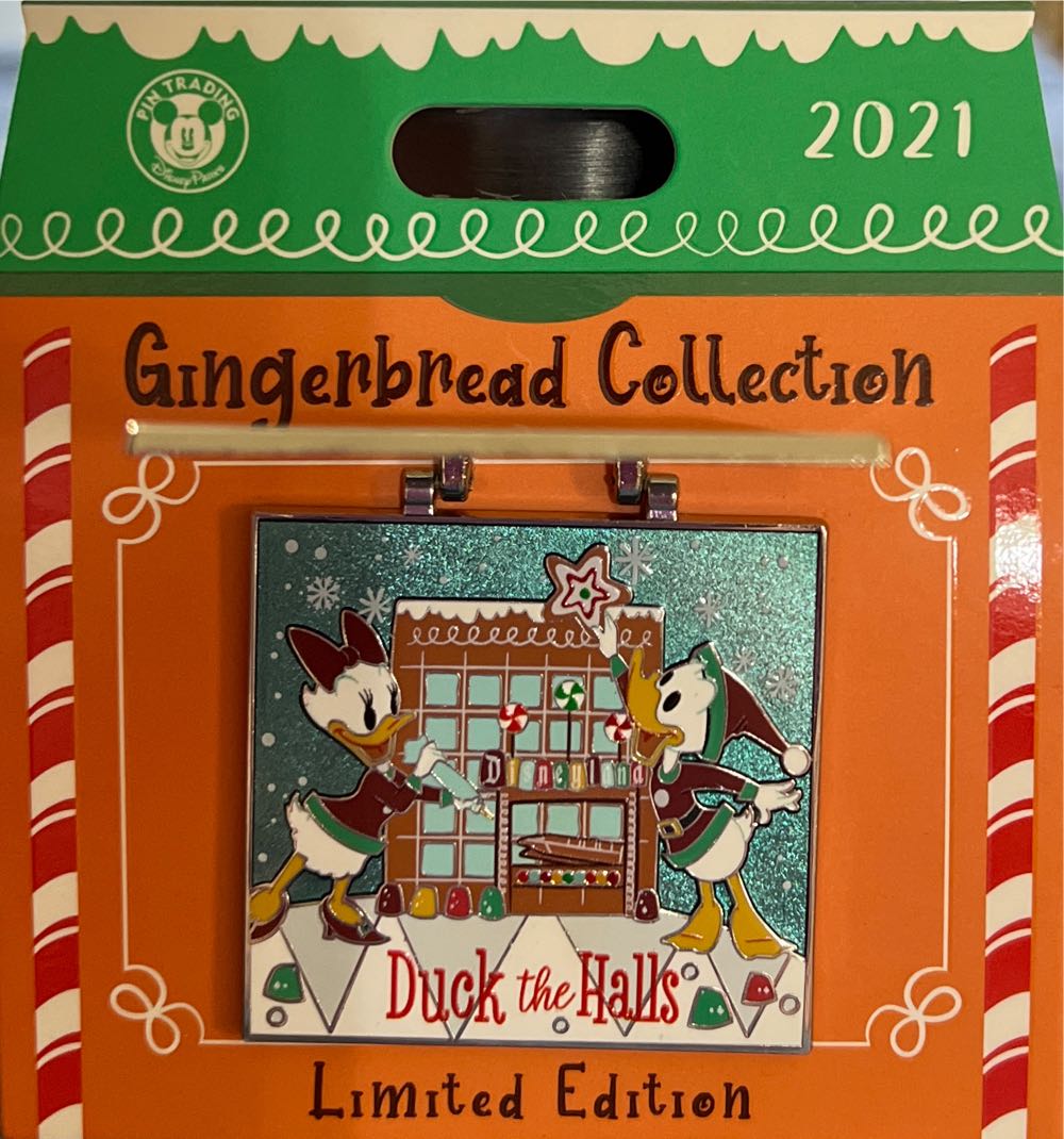 Gingerbread Collection Disneyland Hotel - Disney Pin Trading pin collectible [Barcode 400943064709] - Main Image 2