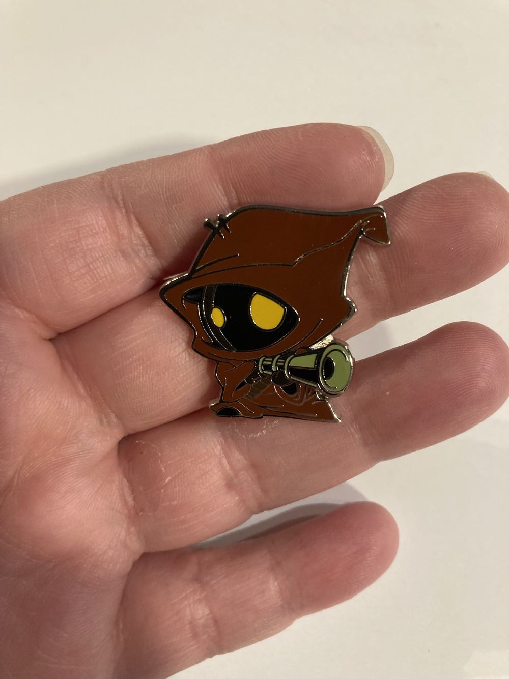 *  pin collectible - Main Image 2