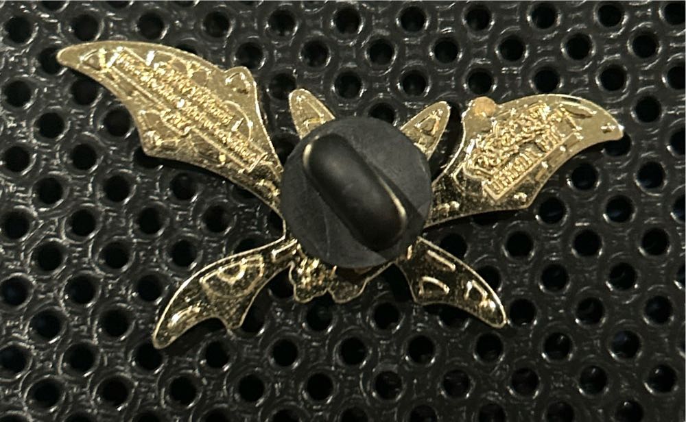 Crobat (Pokémon) - Pokémon Enamel pin collectible - Main Image 2