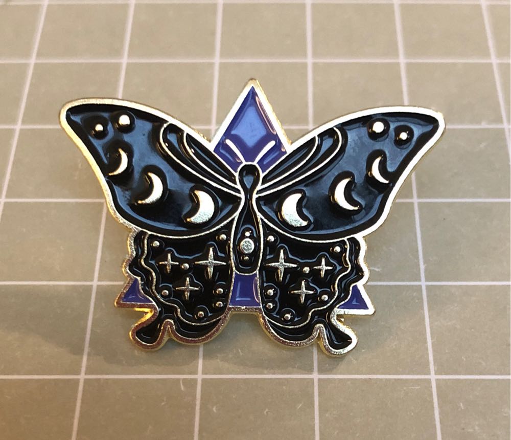 Finnish And Canadian Flag Pin