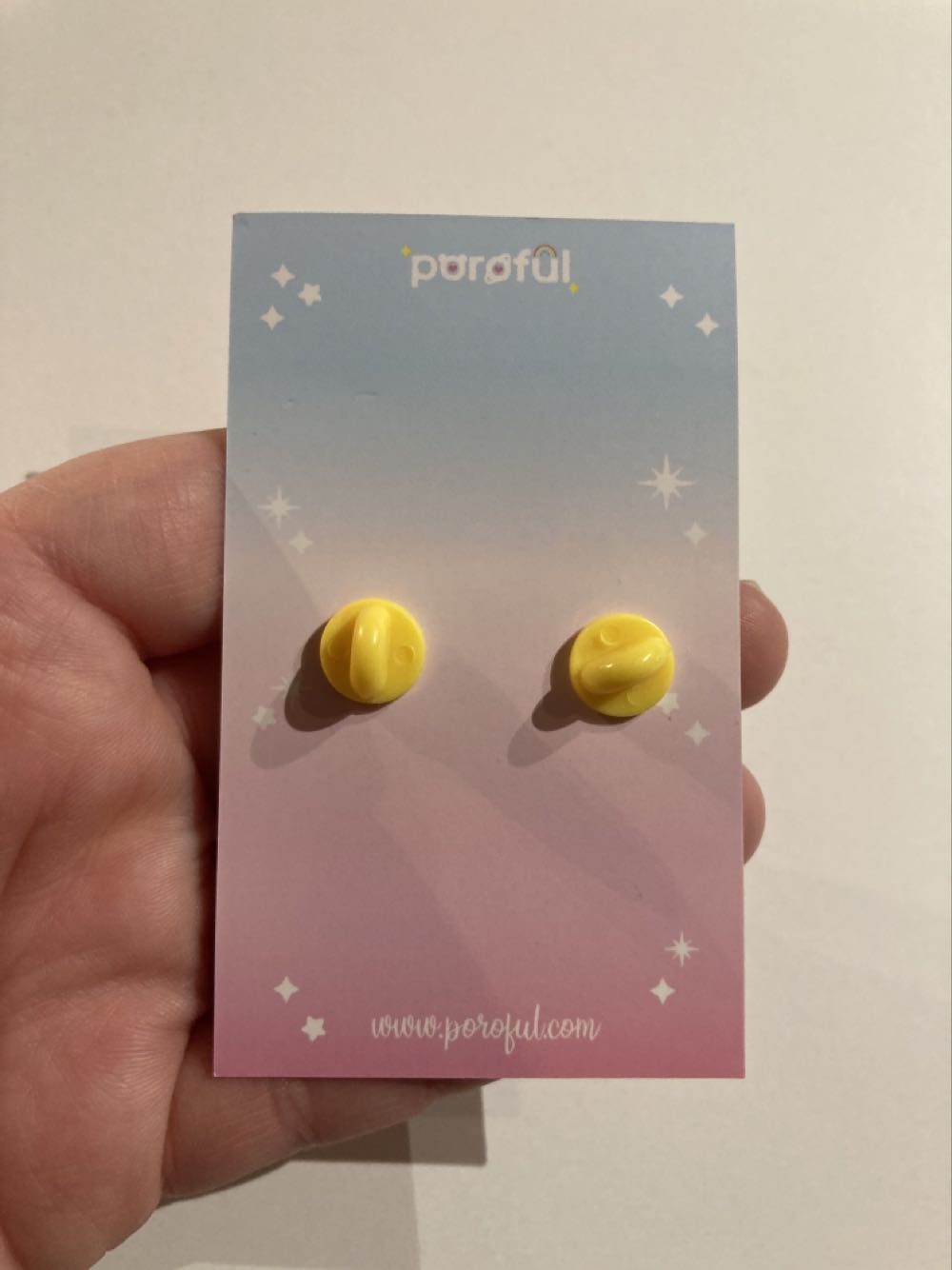 *  pin collectible - Main Image 3