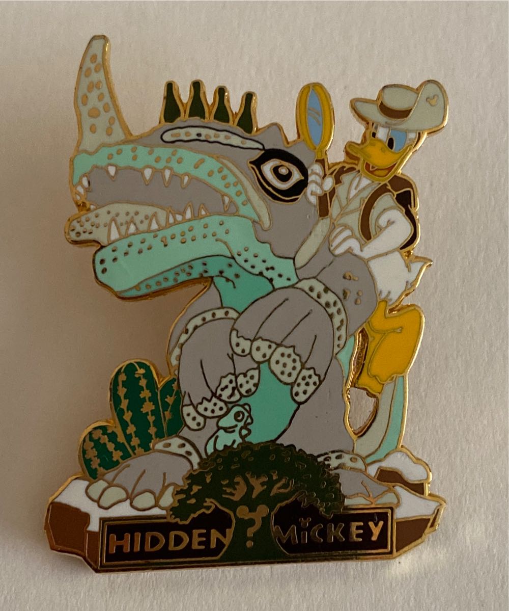 22Q2 PIN MRS P &CHIP FLEUR BEL