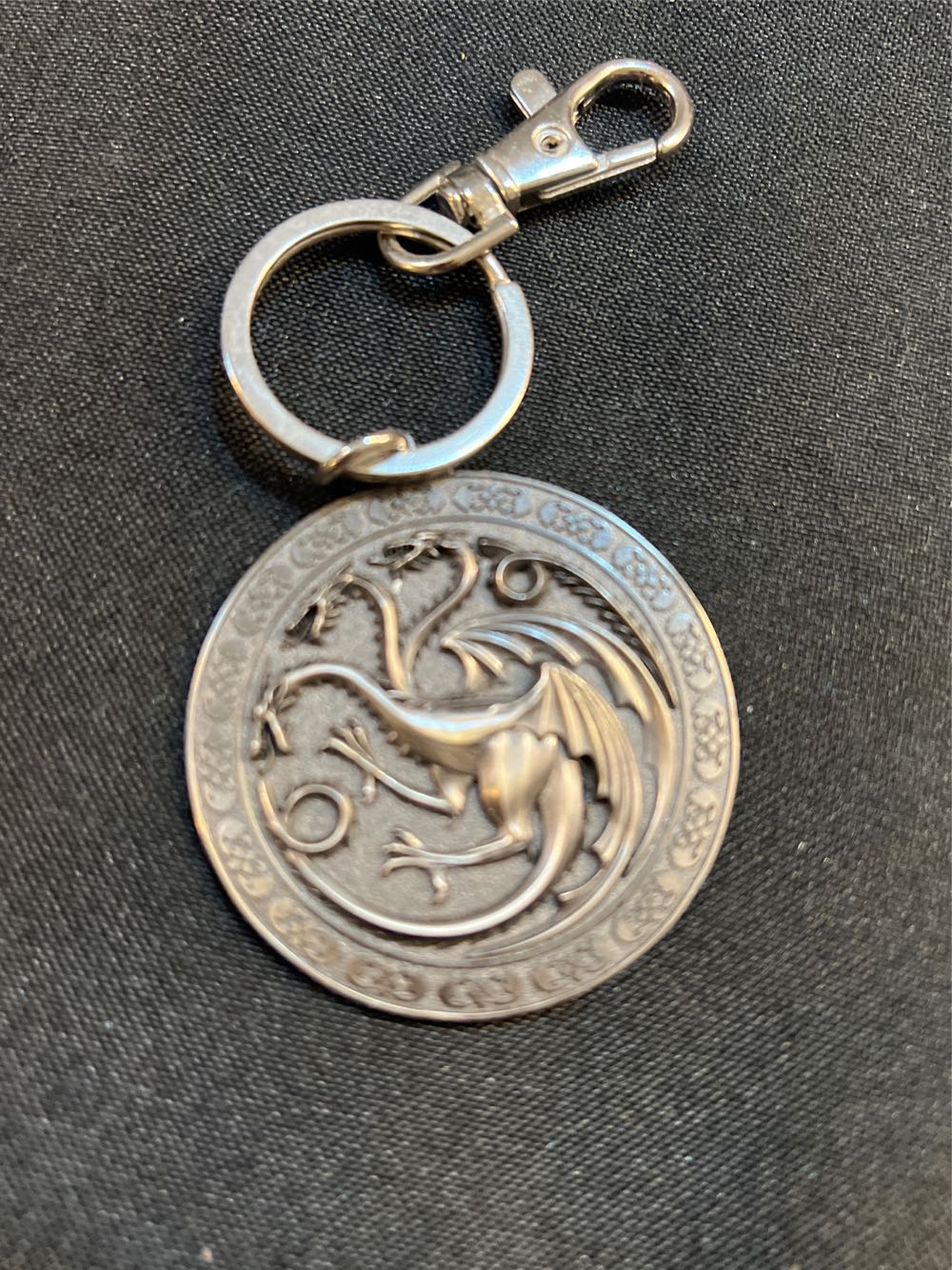 Game Of Thrones Key Chain  pin collectible - Main Image 2