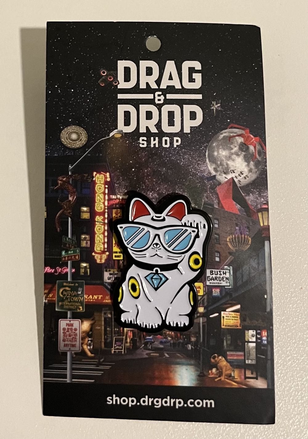 Maneki-Neko  pin collectible - Main Image 2