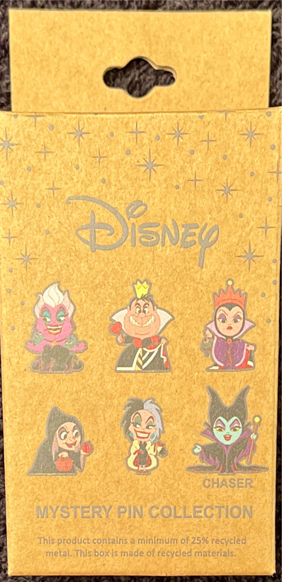 Disney Villains Blind Box: Queen Of Hearts - Mystery Pin Collection pin collectible [Barcode 16956832] - Main Image 4