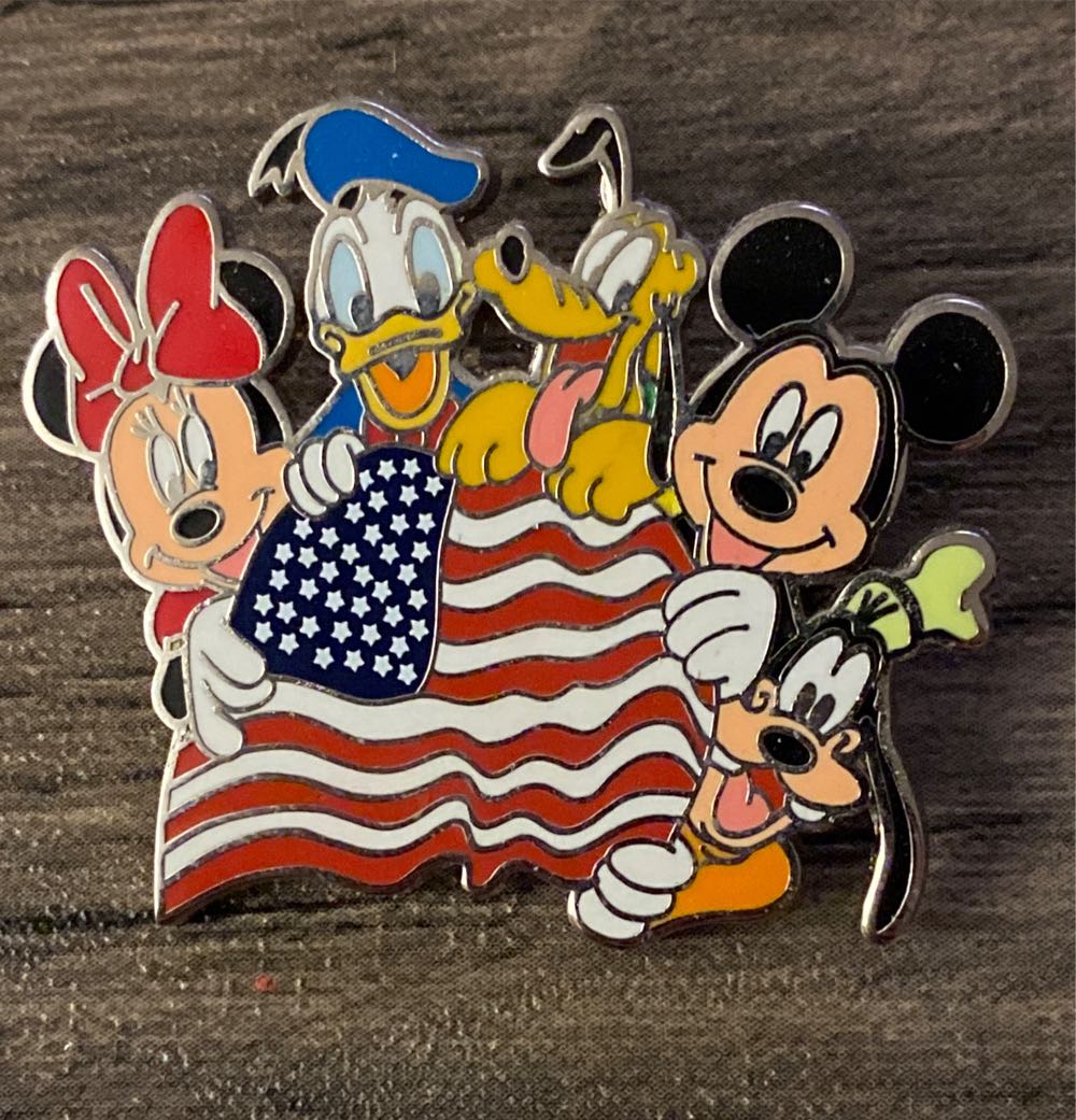 American Flag Cluster Minnie Donald Pluto Mickey Goofy  pin collectible - Main Image 1