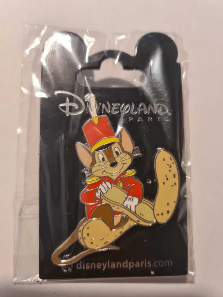 Magenta ‘They/Them’ Pronouns Button Pin