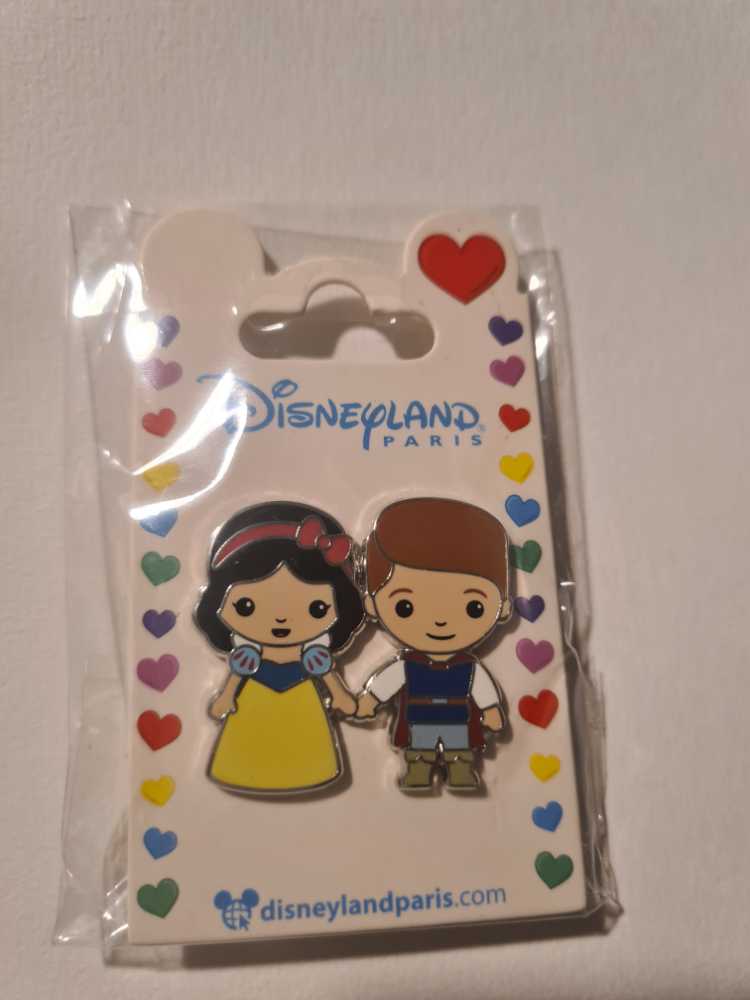 2015 - Disney Parks Disney World Collector’s Pin Tinkerbell At Cinderella’s Castle