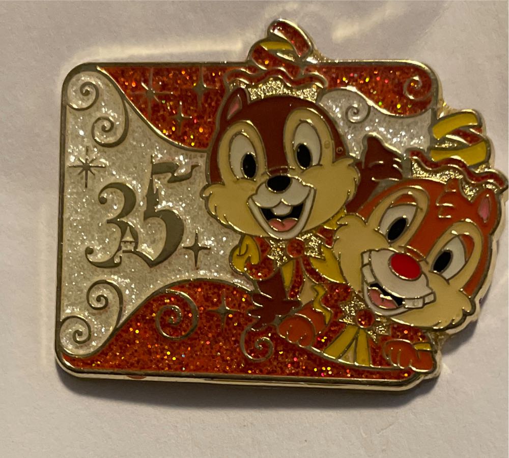 Alice Tea Cup Dangle