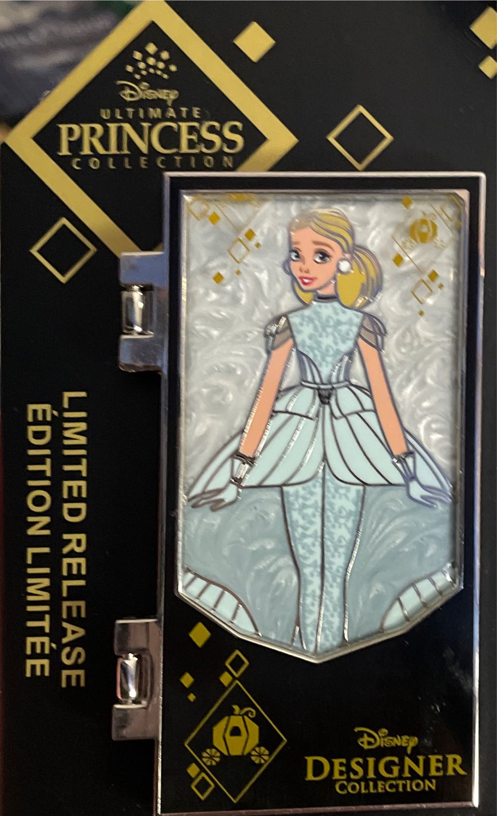 Cheshire Cat With Alice In Teacup Ride