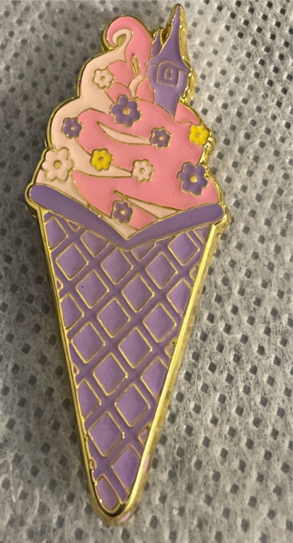 22Q4 MINNIE SIRENE CALIN OE