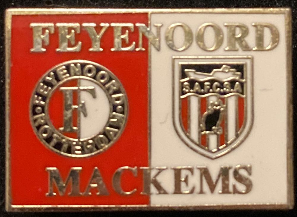 Animal Kingdom Car Parade Goofy