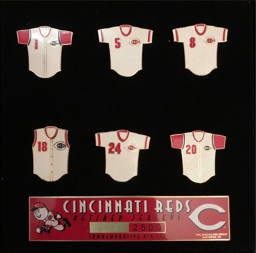 Epcot Holidays Around The World 2001 Sorcerer Mickey