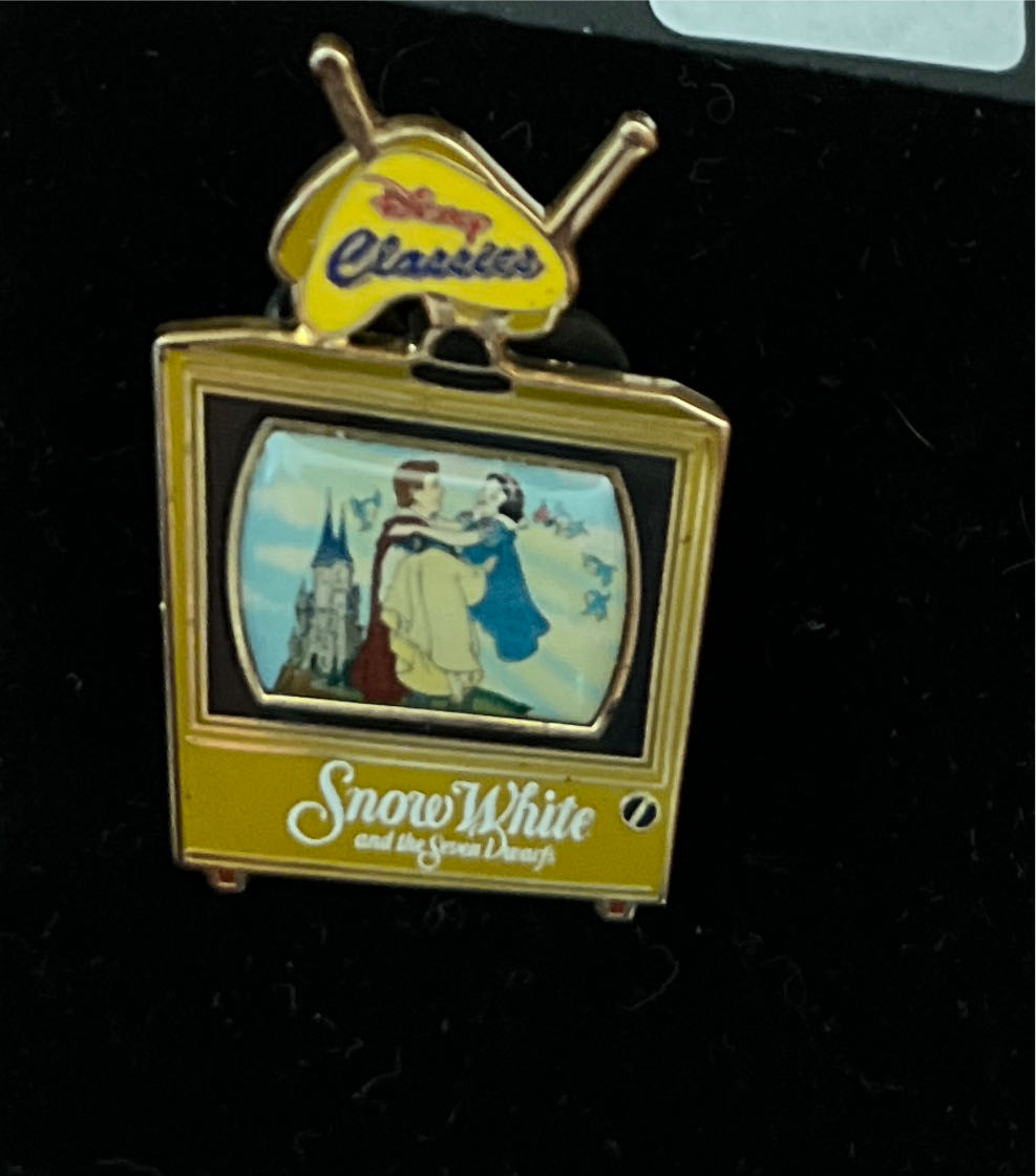 Daper Mickey And Minie Bike Ride