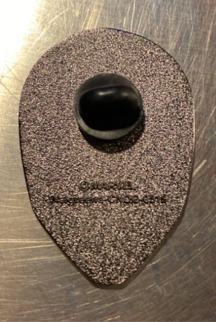 Spider-Man - Jumbo Pin pin collectible - Main Image 2