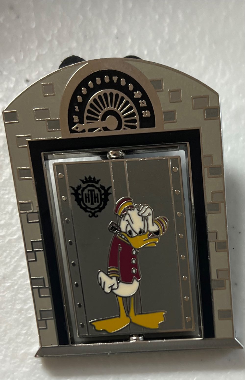 Tower Of Terror Elevator  pin collectible [Barcode 400948665024] - Main Image 4