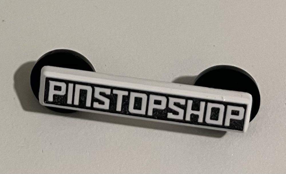 D23 Exclusive - The Muppet Christmas Carol 30th Anniversary Commemorative Pin: Gonzo & Rizzo