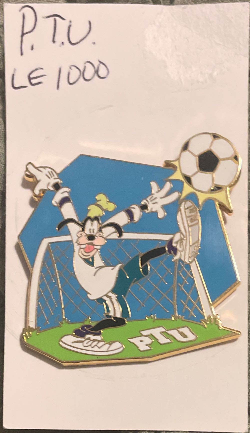 Goofy Soccer PTU   pin collectible - Main Image 1