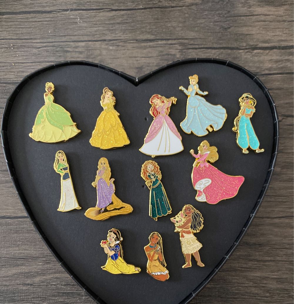 Tiana Loungefly Princess Set  pin collectible - Main Image 2