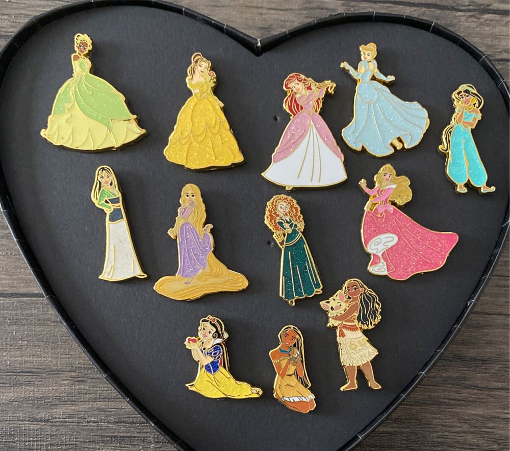 Snow White Loungefly Princess Set  pin collectible - Main Image 2