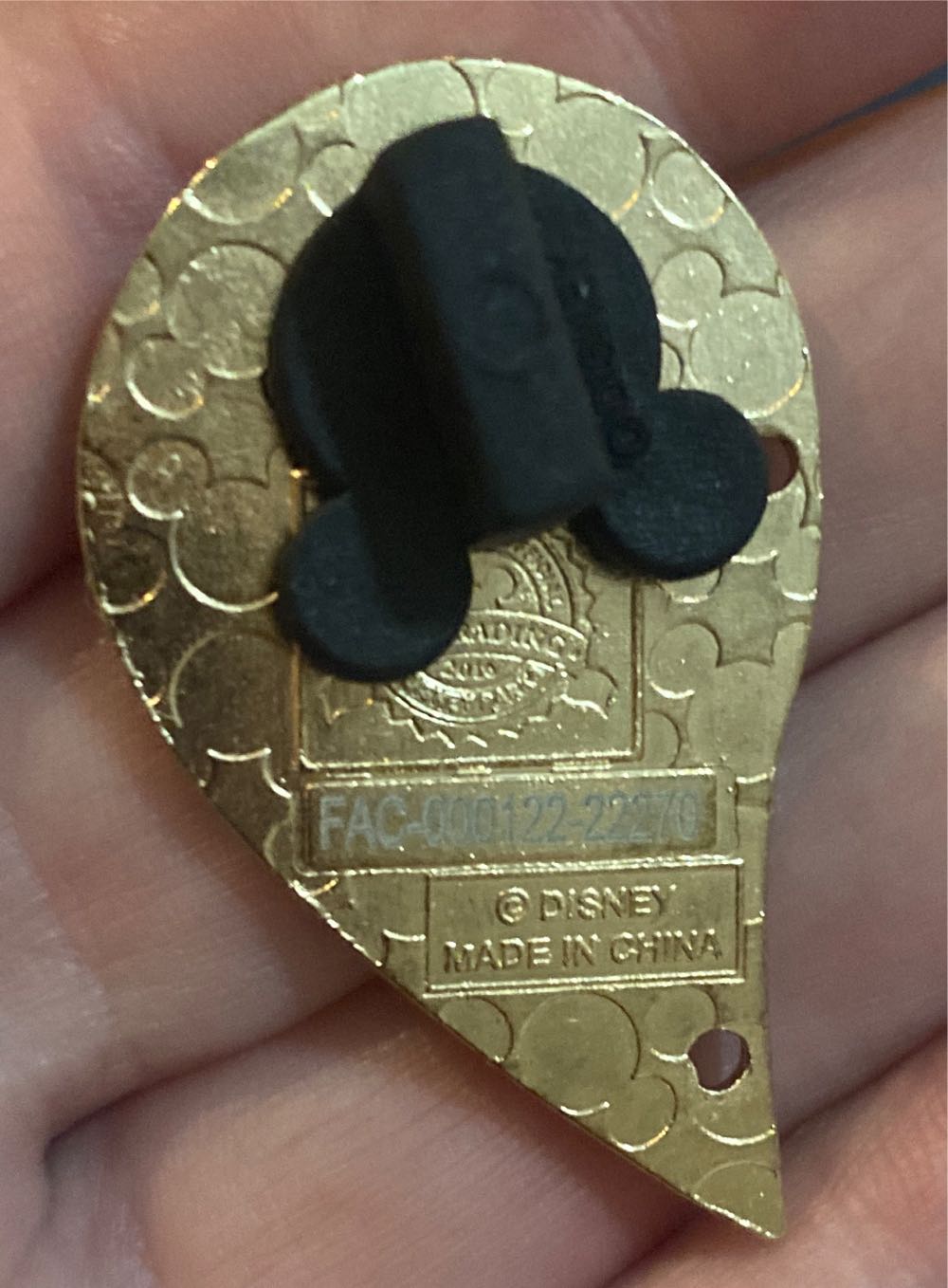 Lady And The Tramp Heart - Disney Pin Trading - Purchased pin collectible - Main Image 3