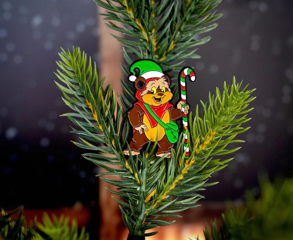 Star Wars Holiday Ewok Wicket (TOYNK.com Exclusive) - Enamel Pin pin collectible [Barcode 840282612030] - Main Image 3