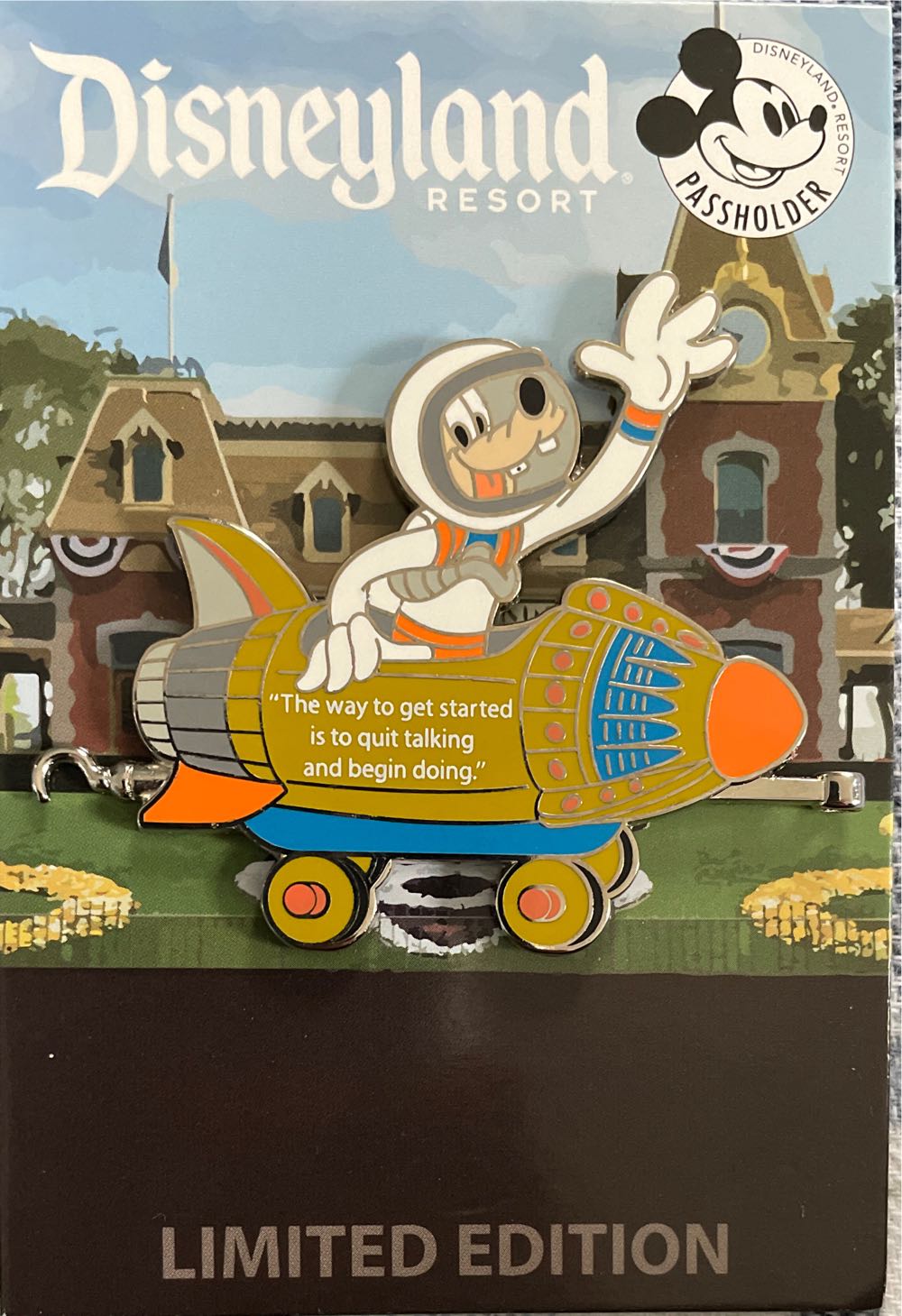 Halloween Chip And Dale In Jack-O-Lantern Candy Corn