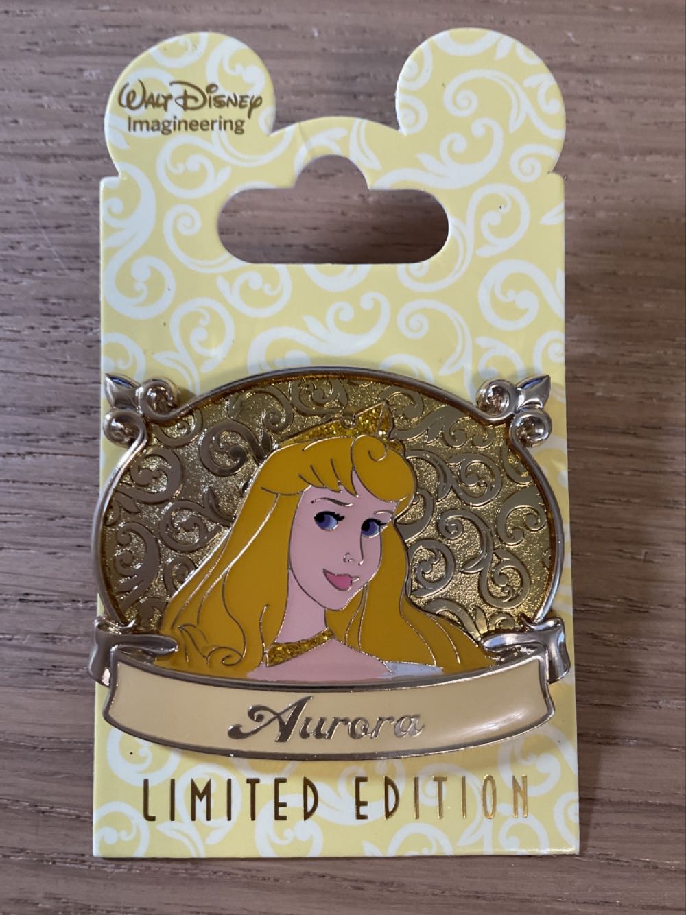 View Pin: Wdw Holiday Gift Box Resort Collection