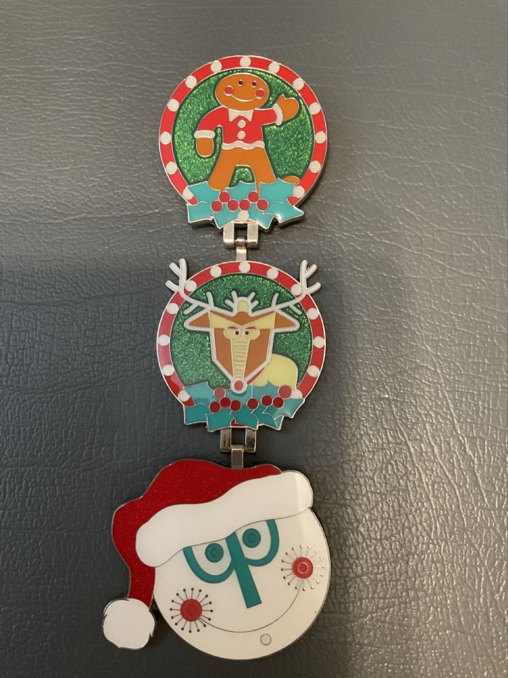 Its’s A Snall World - Christmas 2022 - Ltd Edition 3000  pin collectible - Main Image 2